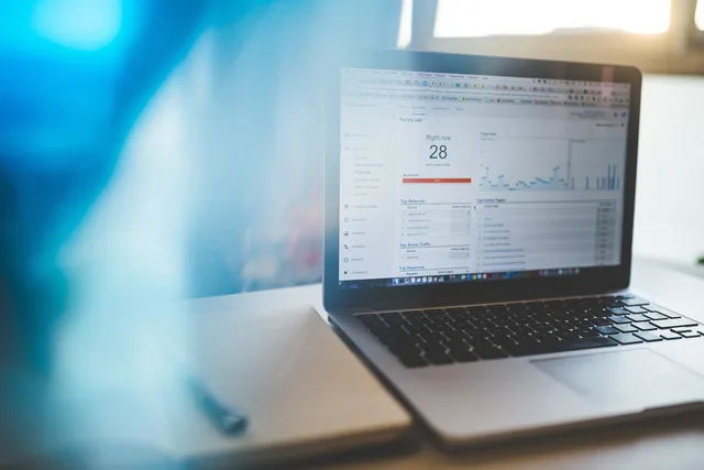 analytics, charts, graphs, traffic, marketing, internet, web, macbook, laptop, computer, technology, blue computer, blue technology, blue laptop, blue marketing, blue internet, blue web, charts, graphs, marketing, marketing, marketing, marketing, marketing, web. Landing page software attribution methods compared on one event and window